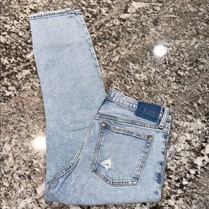 Abercrombie & Fitch - The Skinny High Rise - Acid Wash